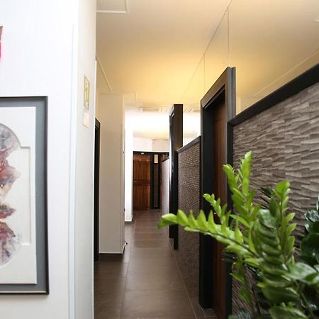 Boutique Hotel Piazza Carita Napoli Eksteriør bilde