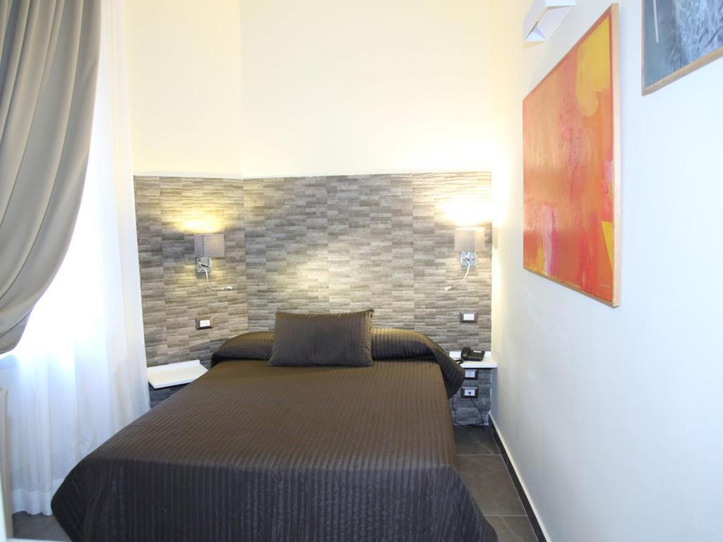 Boutique Hotel Piazza Carita Napoli Eksteriør bilde